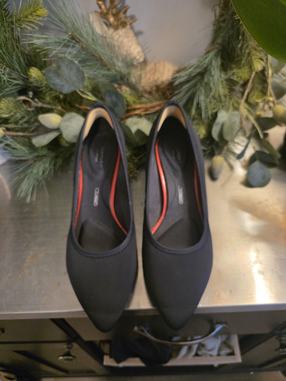 Rockport TruTech Black Women's Pointed Toe Heel